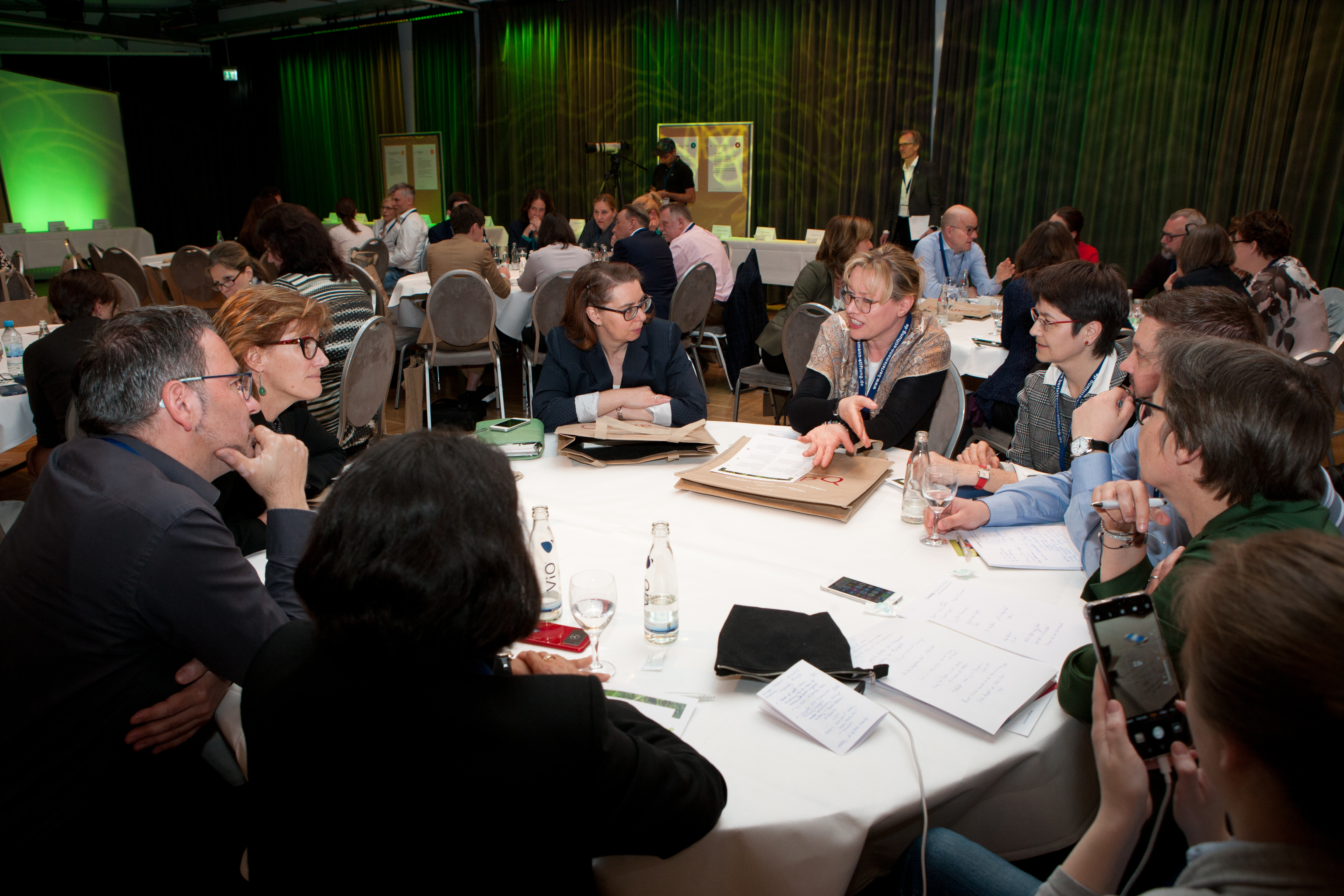 Gruppentisch im Plenum