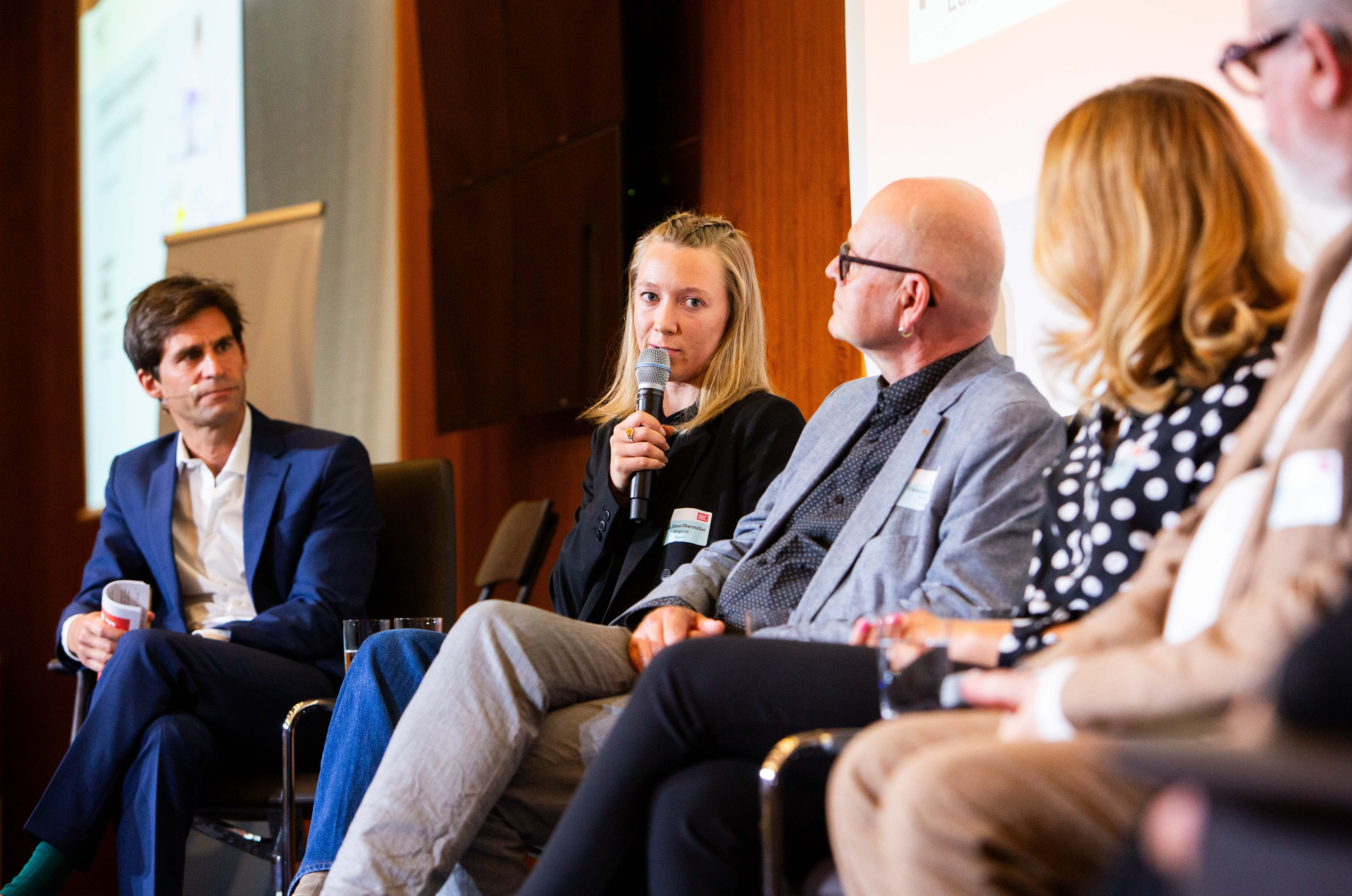 Diskussion im Plenum